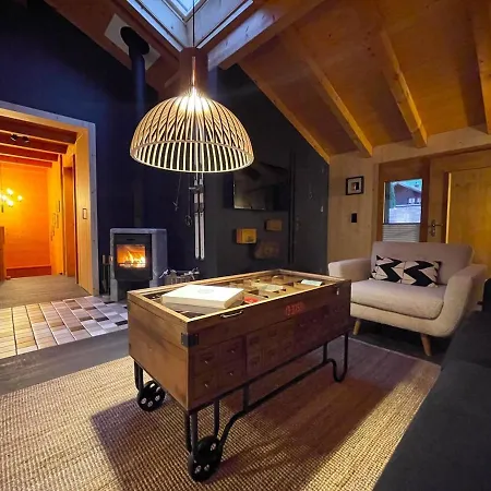Cozy Chalet